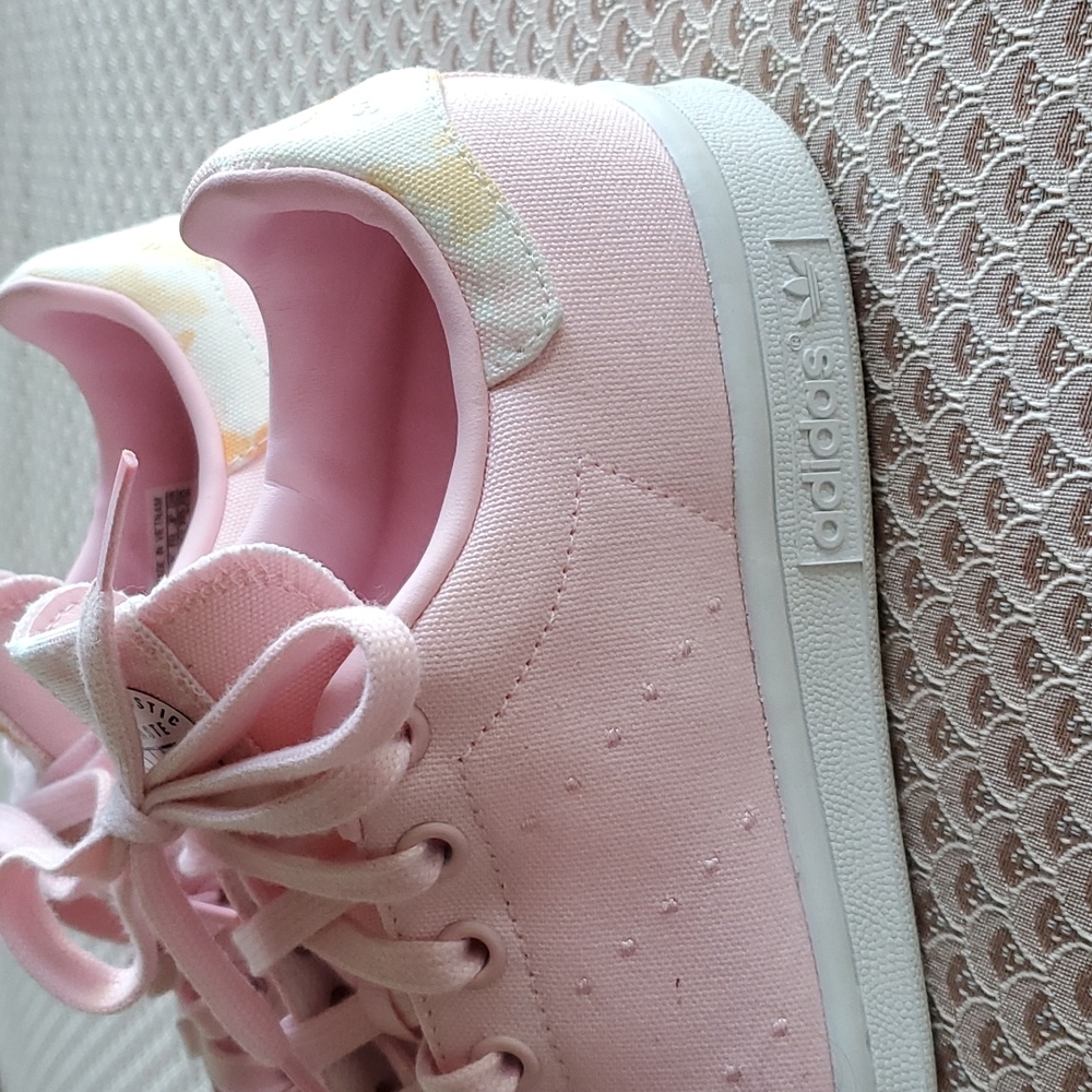 Women's Stan Smith Adidas pink